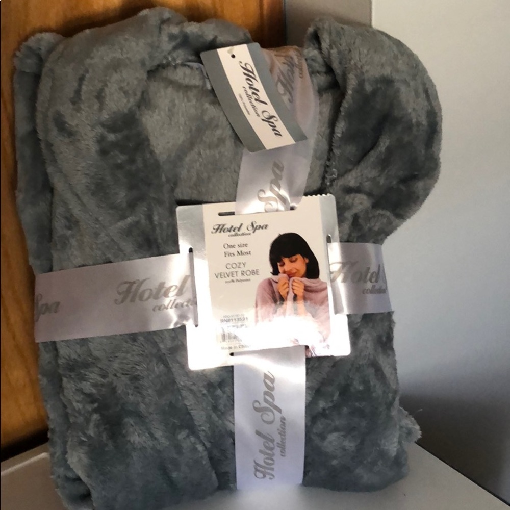 Women’s Hotel Spa Collection Robe